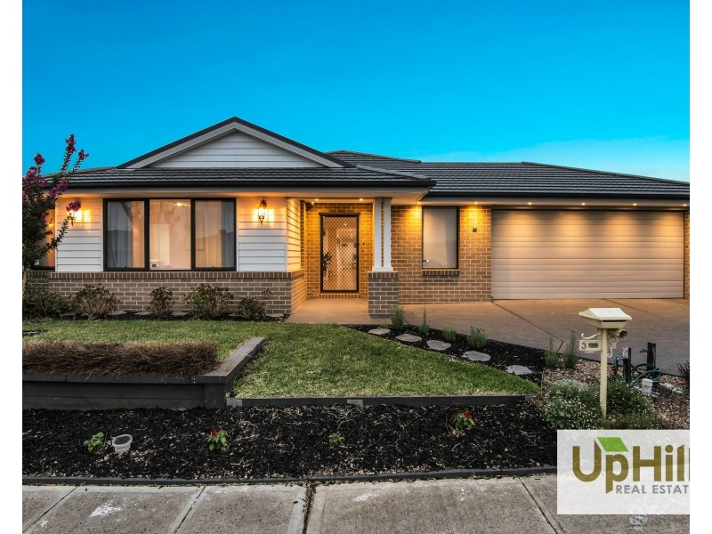 3 Kenyan Avenue, Clyde VIC 3978