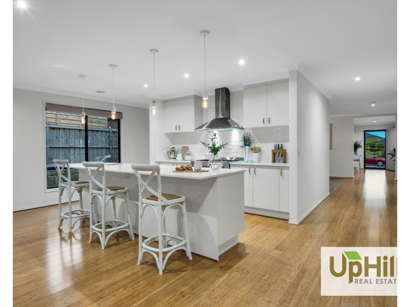 3 Kenyan Avenue, Clyde VIC 3978