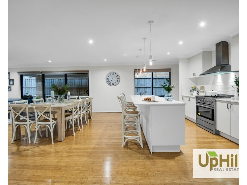 3 Kenyan Avenue, Clyde VIC 3978