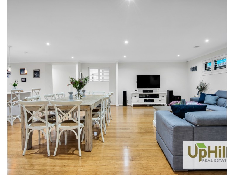 3 Kenyan Avenue, Clyde VIC 3978