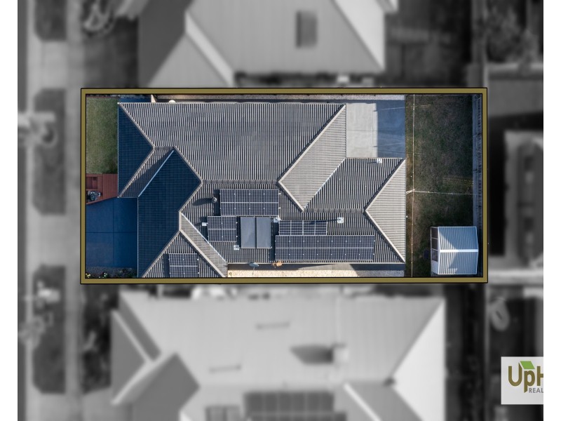 6 Landsdowne Avenue, Clyde North VIC 3978