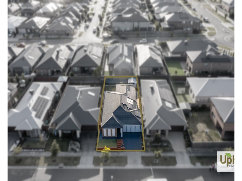 6 Landsdowne Avenue, Clyde North VIC 3978