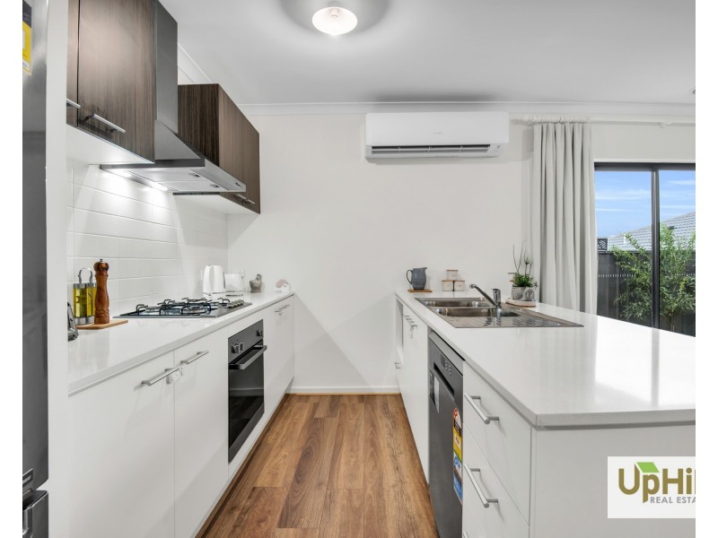 111 Yaralla Circuit, Clyde VIC 3978