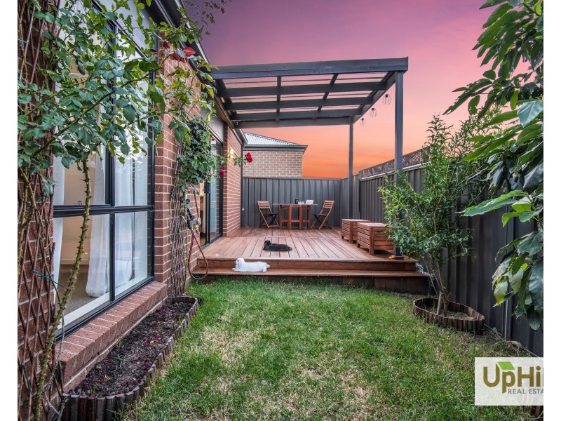 111 Yaralla Circuit, Clyde VIC 3978