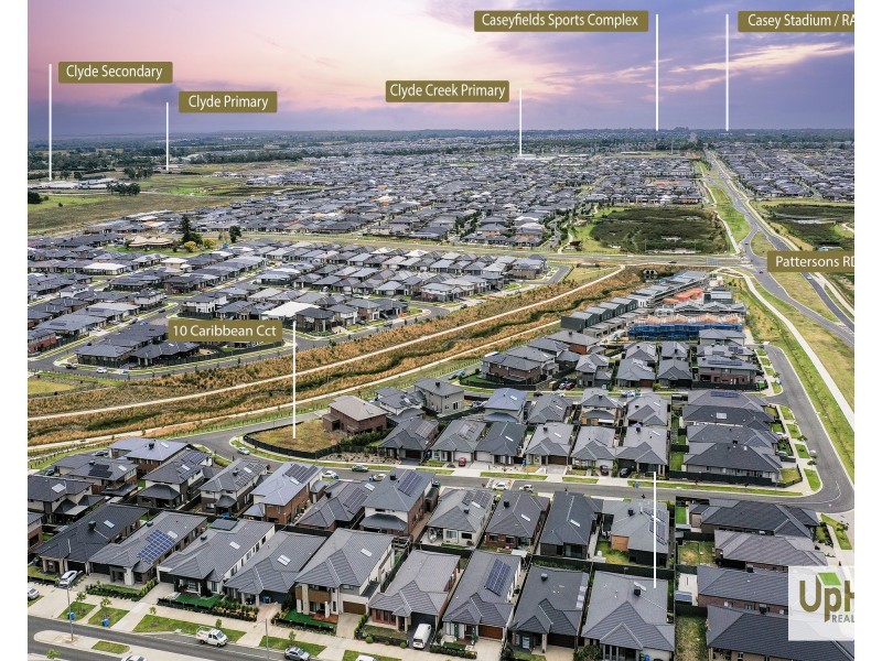 10 Caribbean Circuit, Clyde VIC 3978