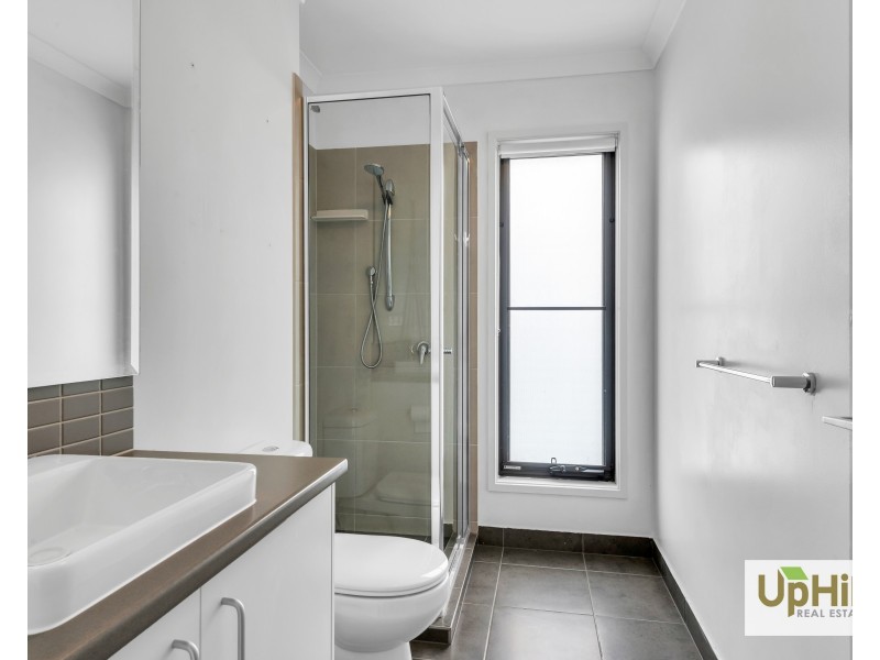 13 Marwedel Avenue, Clyde North VIC 3978