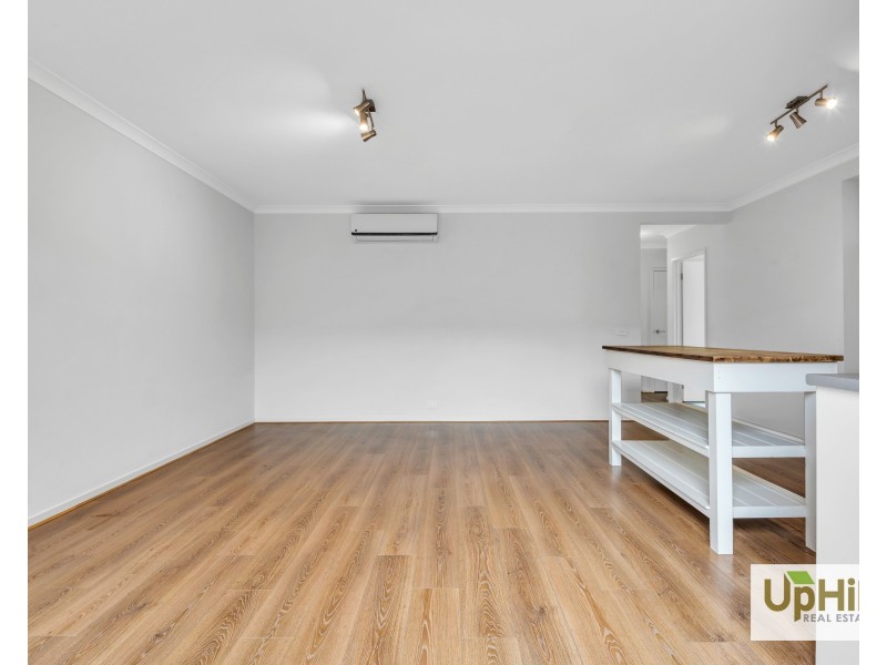 13 Marwedel Avenue, Clyde North VIC 3978