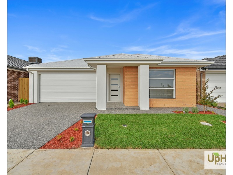 12 Aravalli Crescent, Clyde North VIC 3978