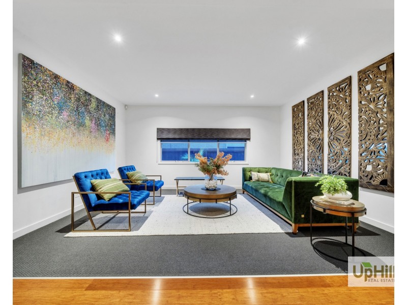 9 Goldsborough Drive, Officer VIC 3809