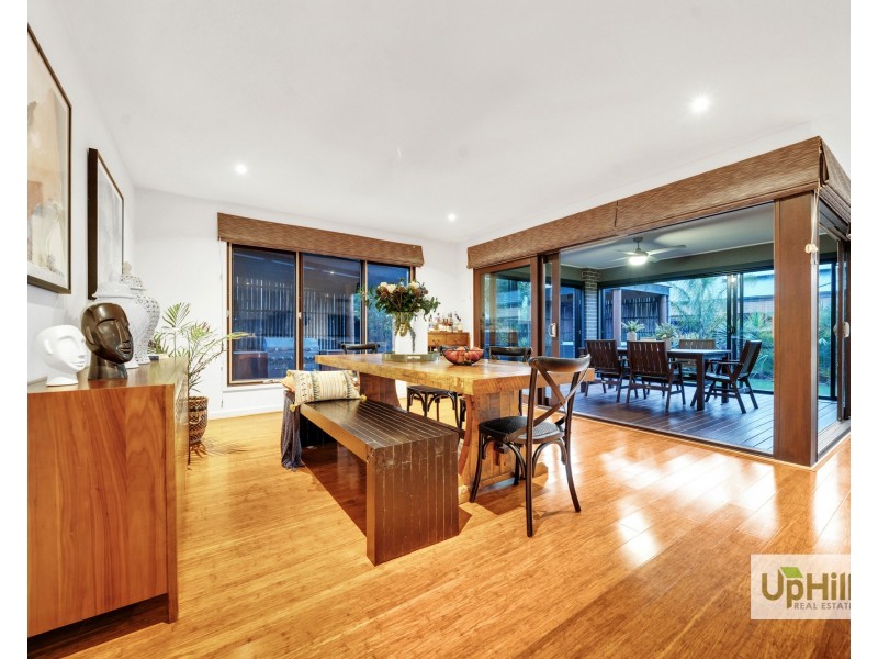 9 Goldsborough Drive, Officer VIC 3809