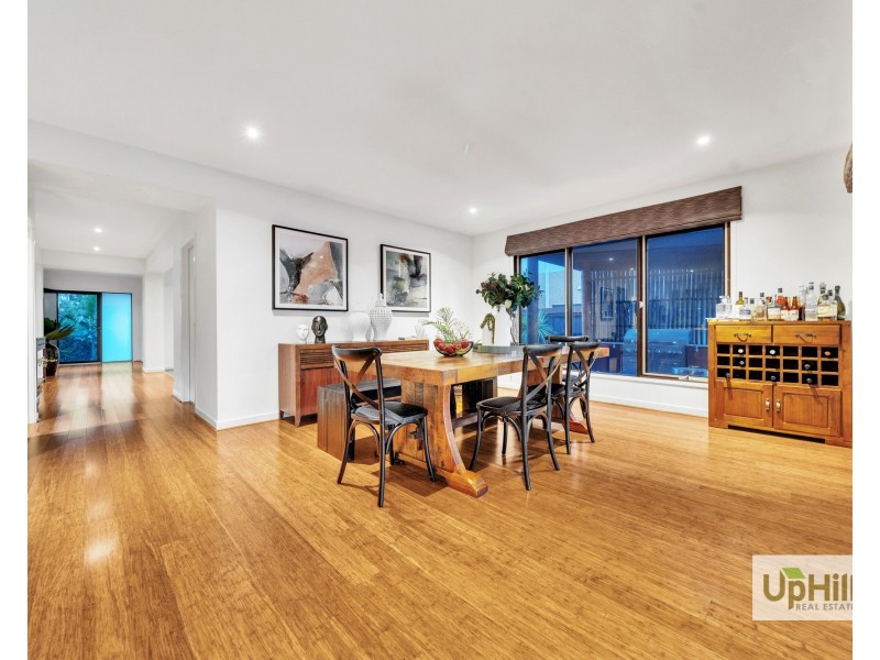 9 Goldsborough Drive, Officer VIC 3809