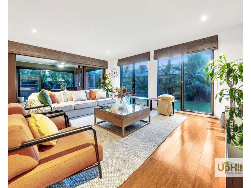 9 Goldsborough Drive, Officer VIC 3809