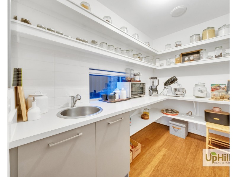 9 Goldsborough Drive, Officer VIC 3809