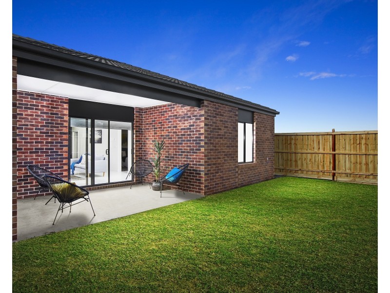 22 STANLEY DRIVE, Officer VIC 3809