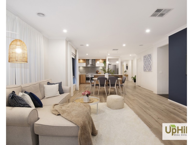 5 Galveston Road, Clyde VIC 3978