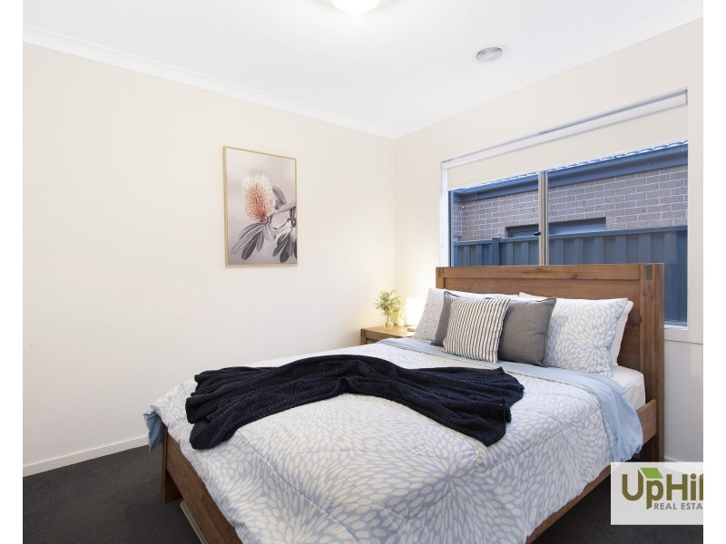 5 Galveston Road, Clyde VIC 3978