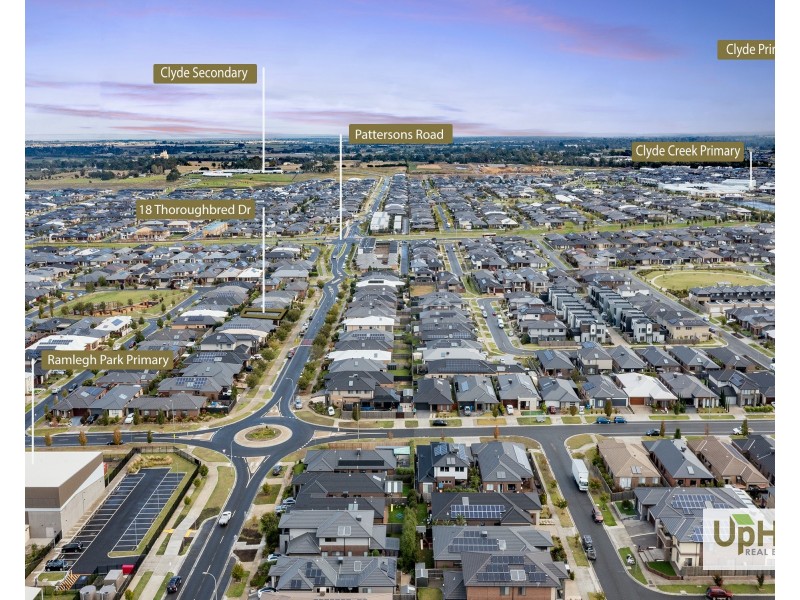 18 Thoroughbred Drive, Clyde North VIC 3978