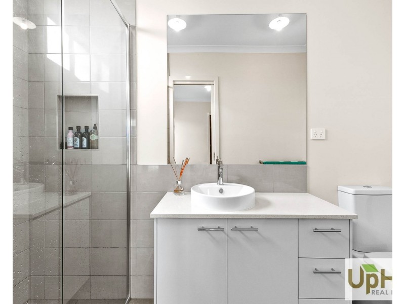 30 Lace Monitor Circuit, Clyde North VIC 3978