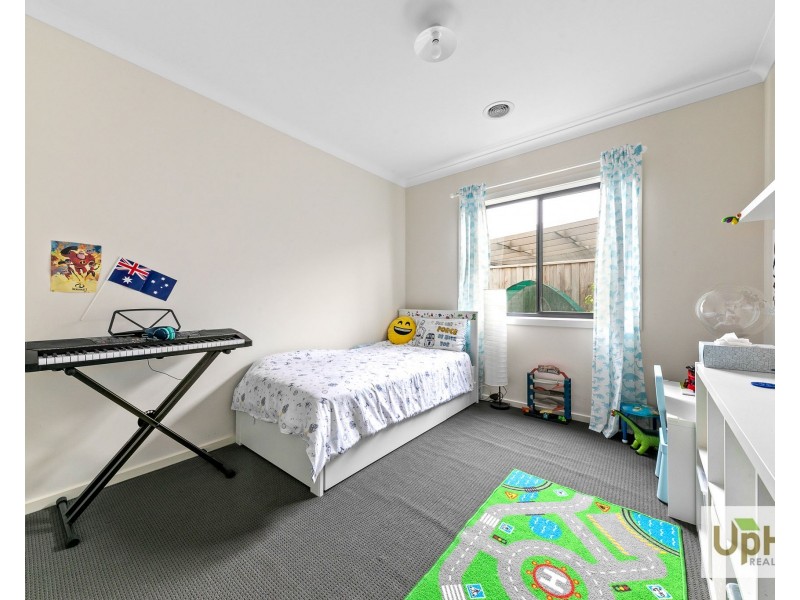 30 Lace Monitor Circuit, Clyde North VIC 3978