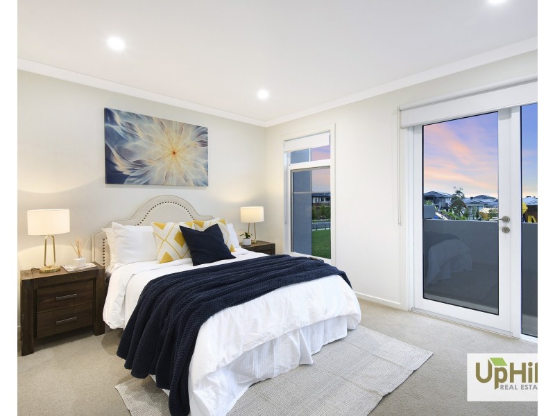 7 Atica Walk, Clyde North VIC 3978