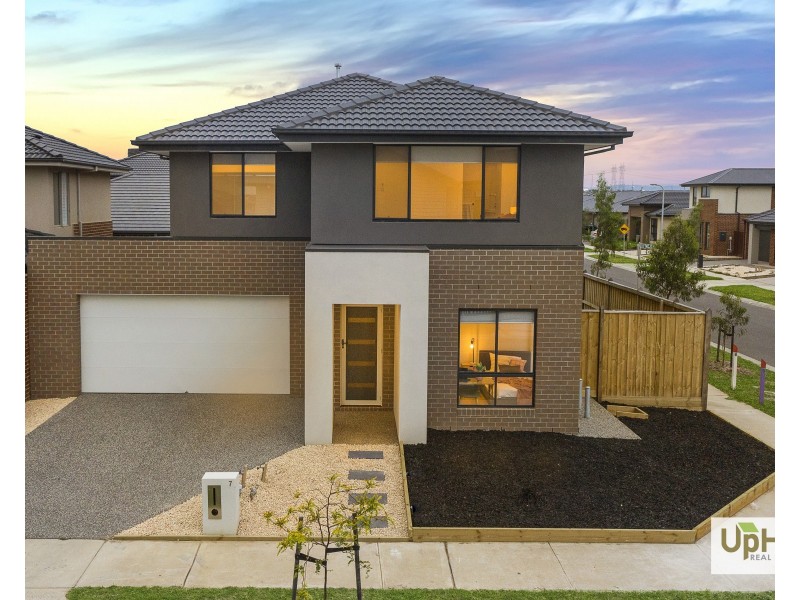 7 Sutil Drive, Clyde North VIC 3978