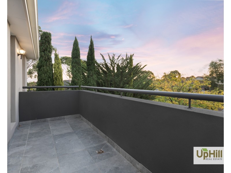 19 Clearwater Drive, Pakenham VIC 3810