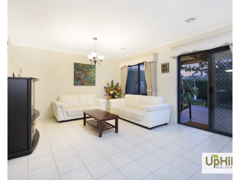 11 Lexton Street, Narre Warren South VIC 3805