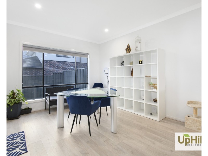 6 Evica Road, Clyde North VIC 3978