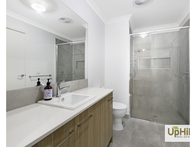 6 Evica Road, Clyde North VIC 3978