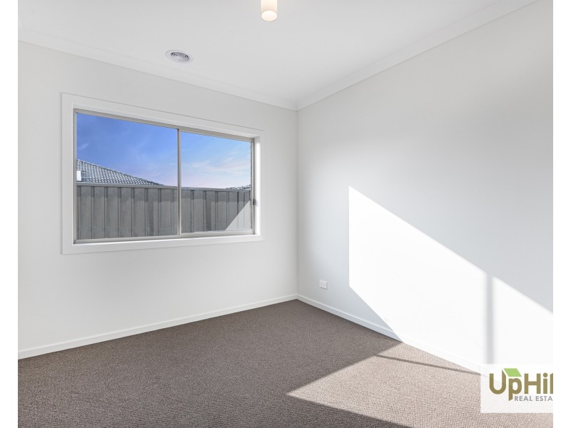 6 Frome Road, Clyde VIC 3978