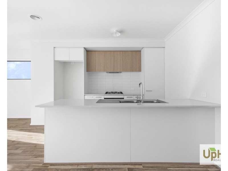 61 Flanagan Avenue, Officer VIC 3809