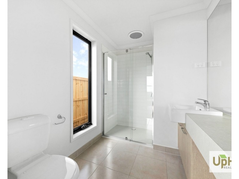 61 Flanagan Avenue, Officer VIC 3809