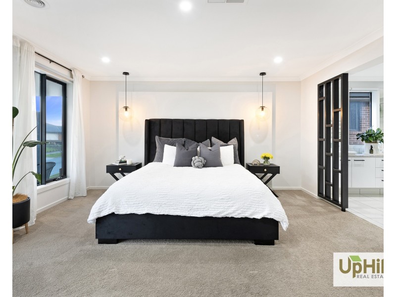 14 Kelan Street, Clyde North VIC 3978