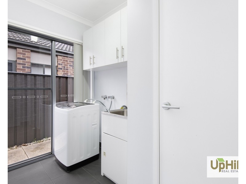 123 Selandra Boulevard, Clyde North VIC 3978