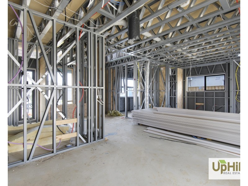 4 Chitwan Street, Clyde North VIC 3978