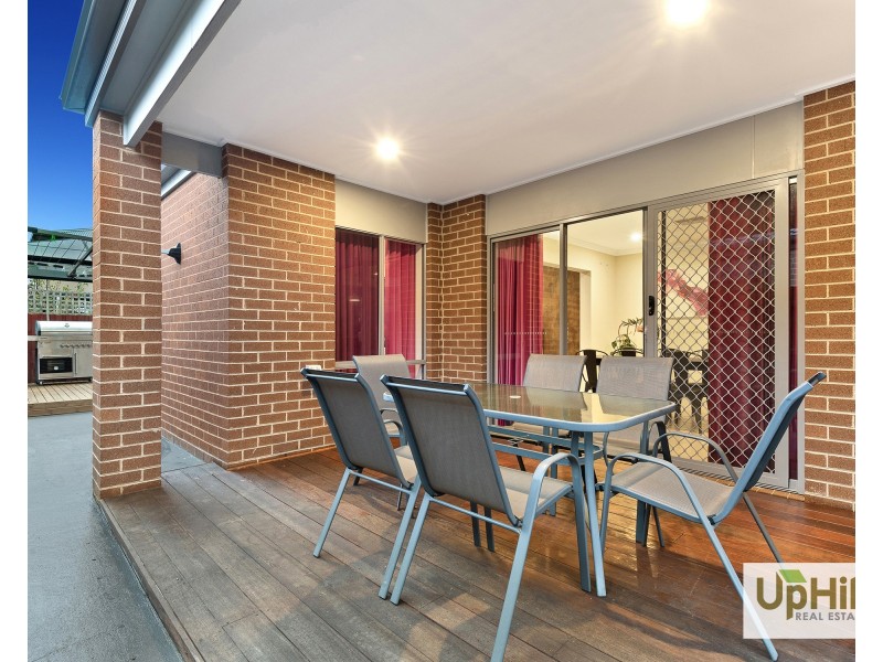 37 Fiorelli Boulevard, Cranbourne East VIC 3977