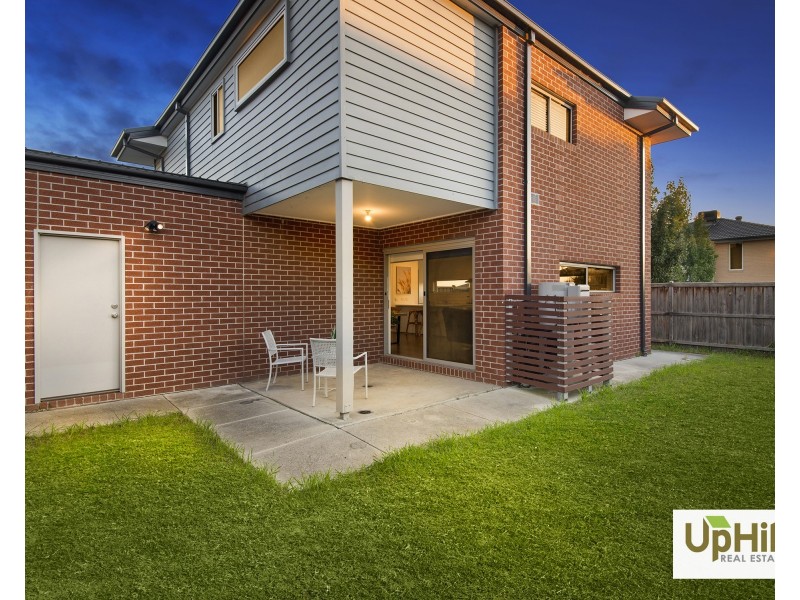 23 Elmtree Crescent, Clyde North VIC 3978