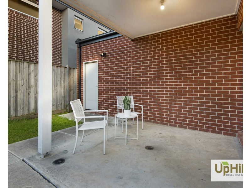 23 Elmtree Crescent, Clyde North VIC 3978