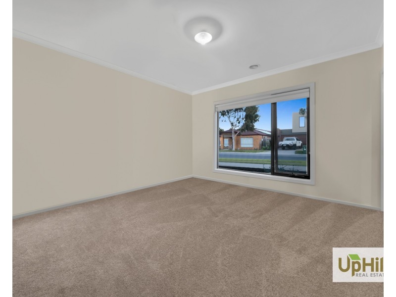 74 FIORELLI BOULEVARD, Cranbourne East VIC 3977