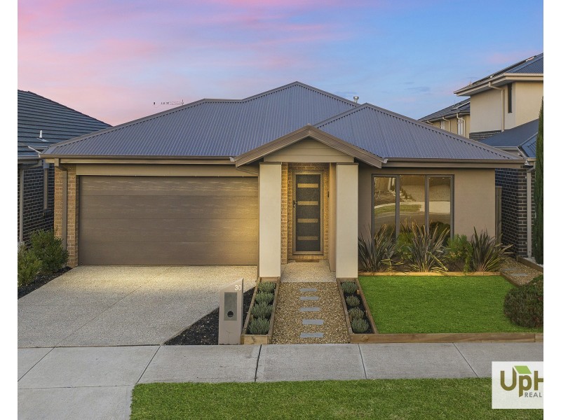 30 Athletic Circuit, Clyde VIC 3978