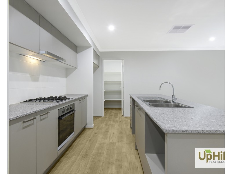 11  Goodwill Road, Clyde North VIC 3978