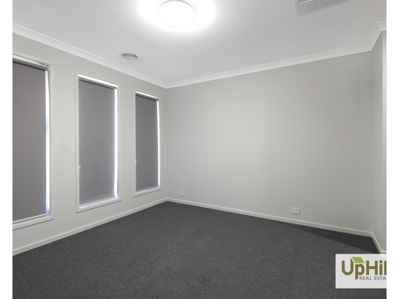 11  Goodwill Road, Clyde North VIC 3978