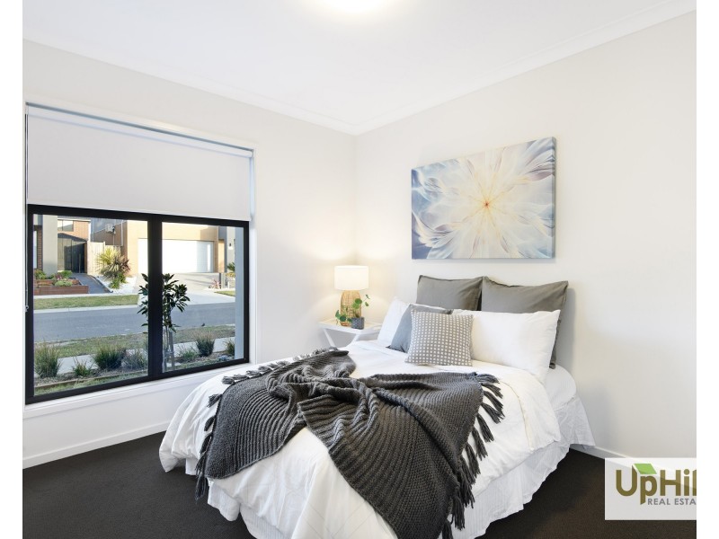 20 Fellowship Street, Clyde North VIC 3978