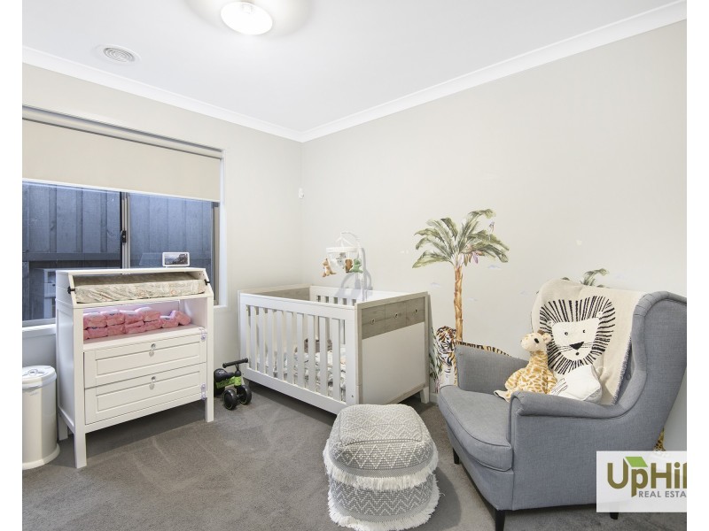 9 Keskadale Way, Clyde North VIC 3978