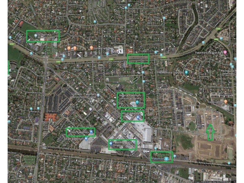 8 Maywood Street, Pakenham VIC 3810