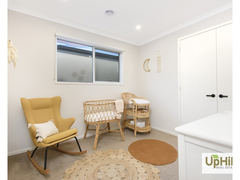 15 Aegean Street, Clyde North VIC 3978