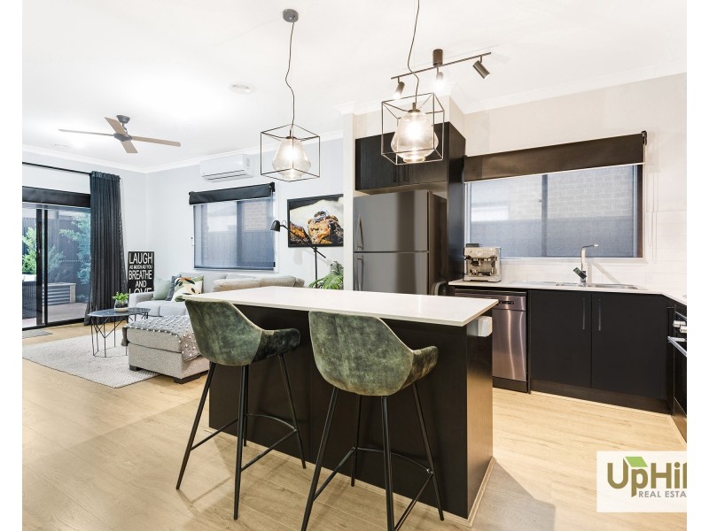 19 Adriatic Circuit, Clyde VIC 3978