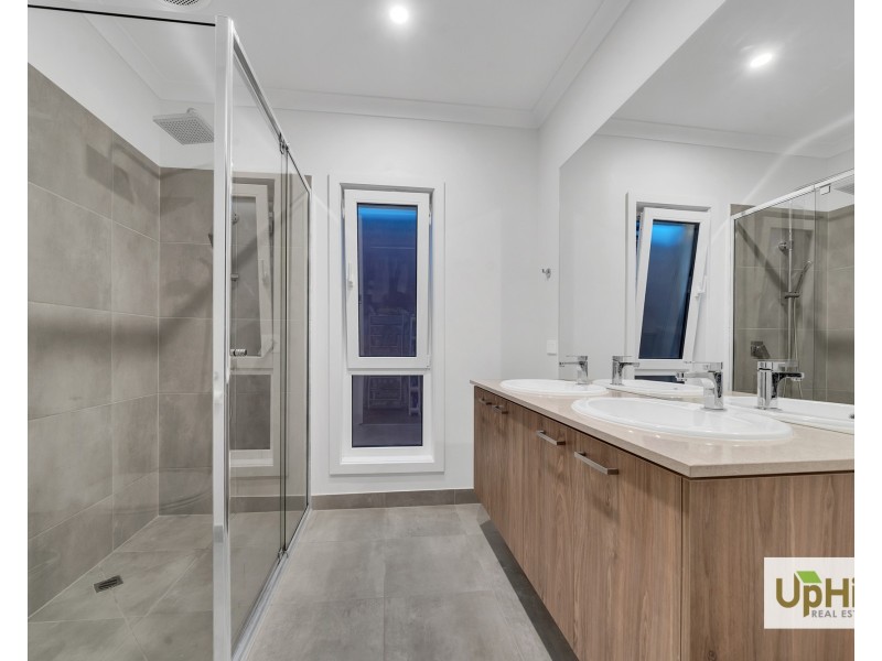 22 Alicante Street, Clyde VIC 3978