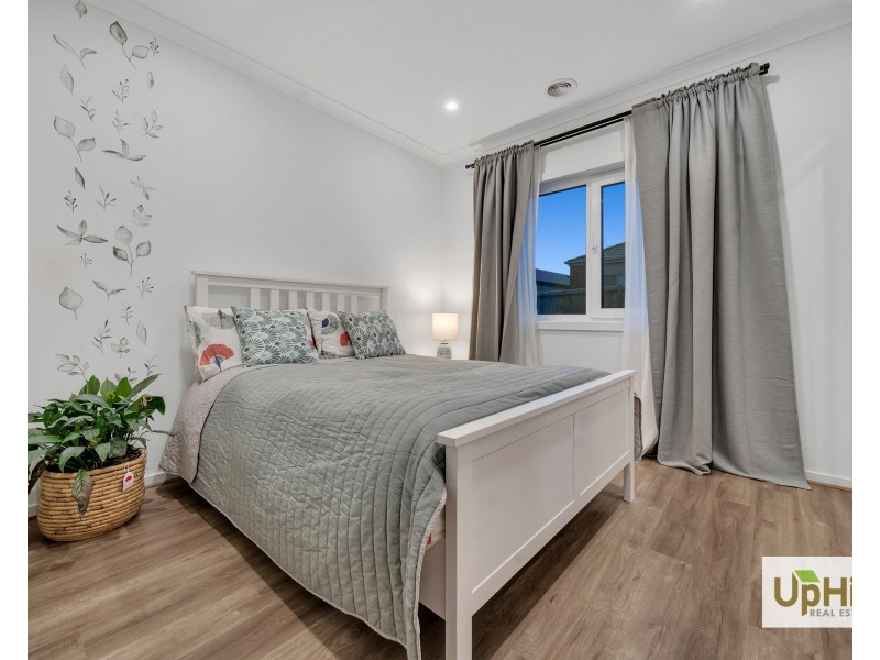 22 Alicante Street, Clyde VIC 3978