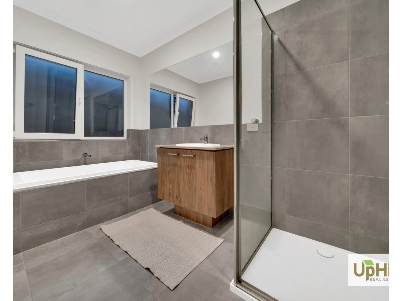 22 Alicante Street, Clyde VIC 3978